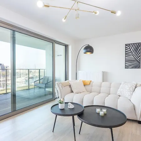 Appartement Lecomte - Sky Harbour 58 *