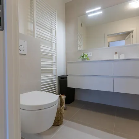 Sky Harbour - Gar 58