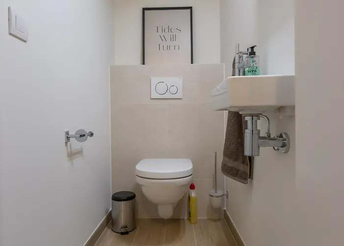 Appartement Lecomte - Sky Harbour 58 *